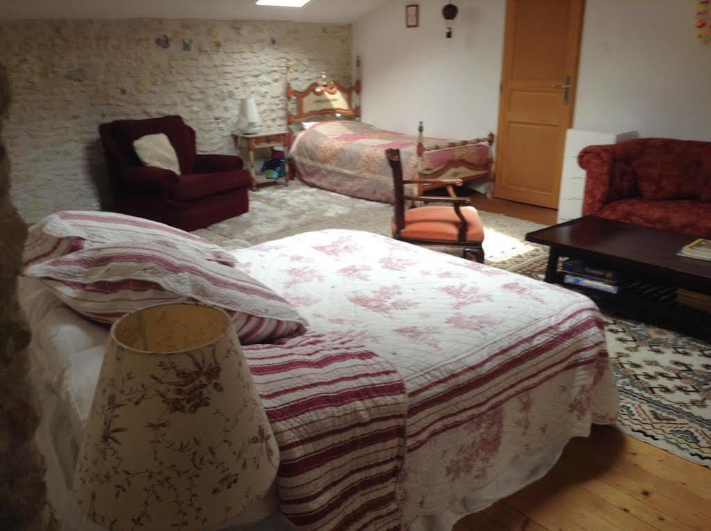 Gite Du Calme 3 Star Bed & Breakfast Cognac Cherac Exterior photo